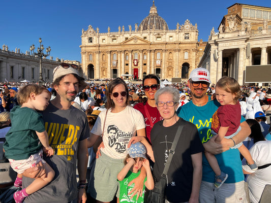 Due nuovi Santi per la Chiesa: un dono per i giovani di tutto il mondo